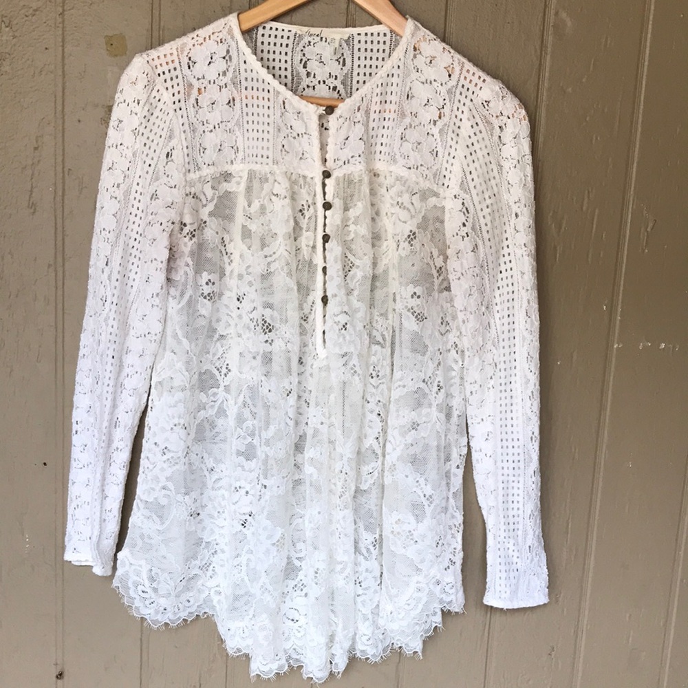 Anthropologie floreat lace top